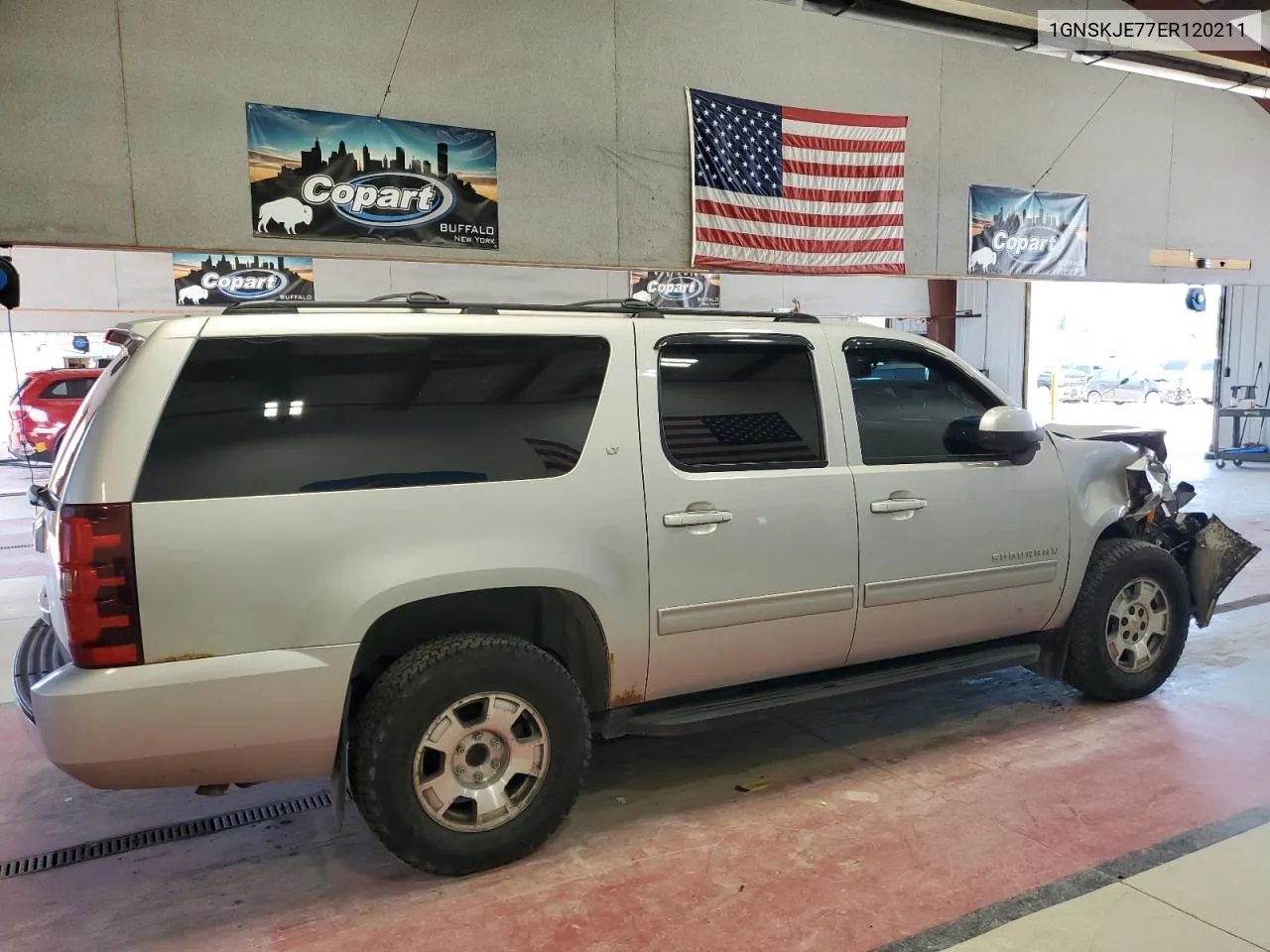 2014 Chevrolet Suburban K1500 Lt VIN: 1GNSKJE77ER120211 Lot: 62469424