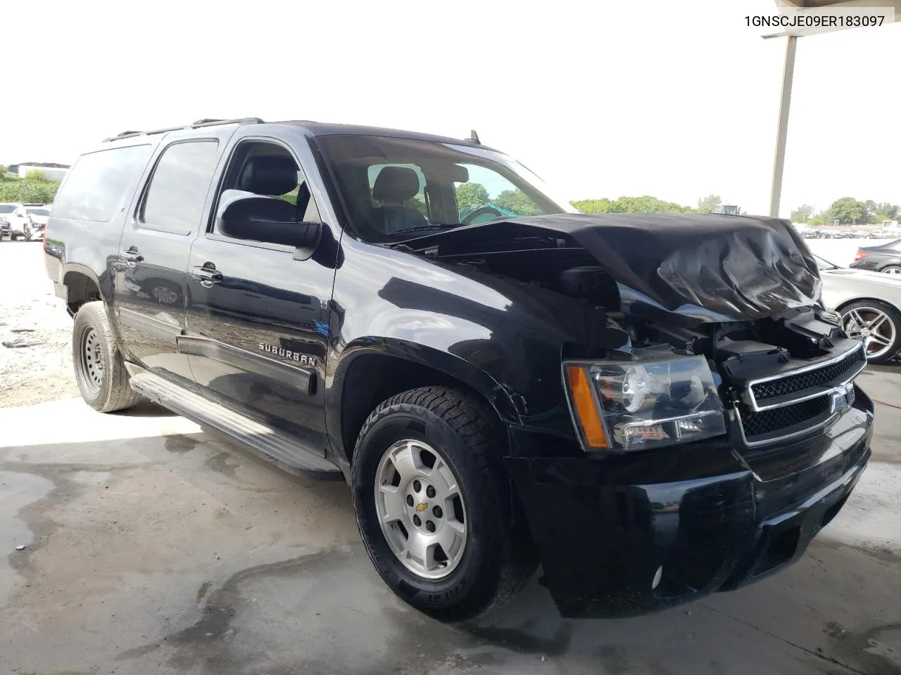 2014 Chevrolet Suburban C1500 Lt VIN: 1GNSCJE09ER183097 Lot: 73042954