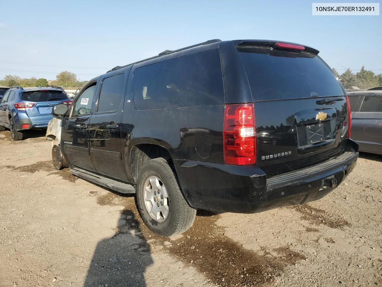 2014 Chevrolet Suburban K1500 Lt VIN: 1GNSKJE70ER132491 Lot: 74127914