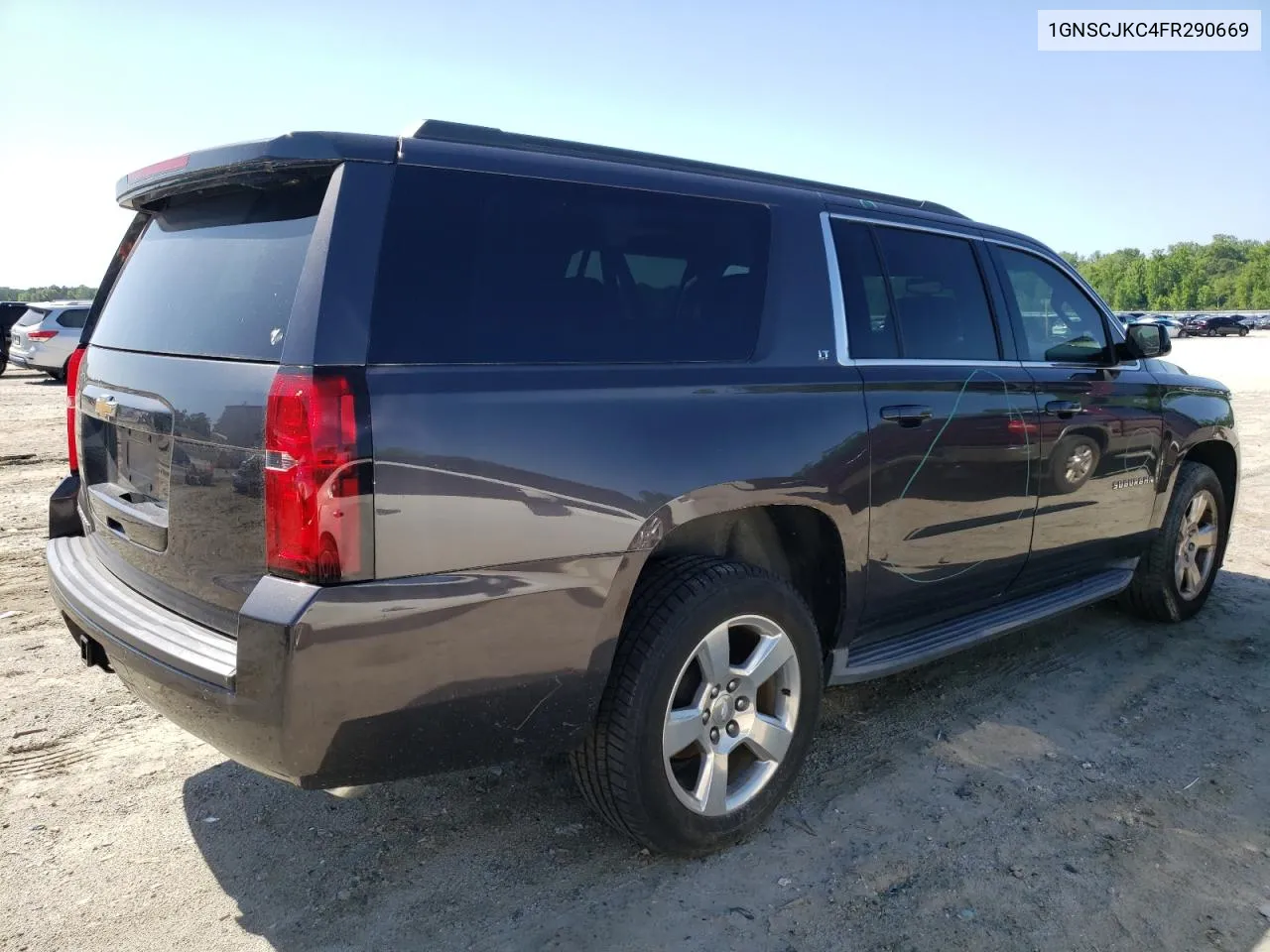 2015 Chevrolet Suburban C1500 Lt VIN: 1GNSCJKC4FR290669 Lot: 53995314