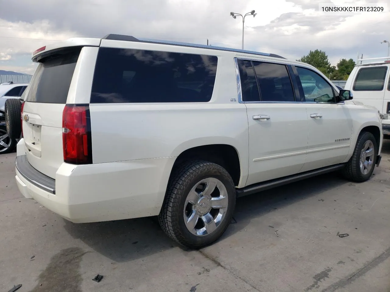 2015 Chevrolet Suburban K1500 Ltz VIN: 1GNSKKKC1FR123209 Lot: 71128734