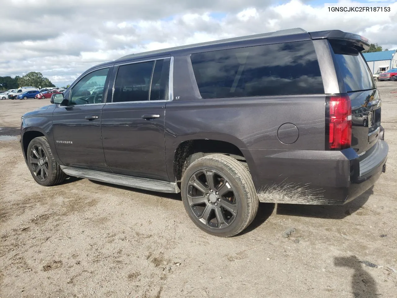 2015 Chevrolet Suburban C1500 Lt VIN: 1GNSCJKC2FR187153 Lot: 71366634