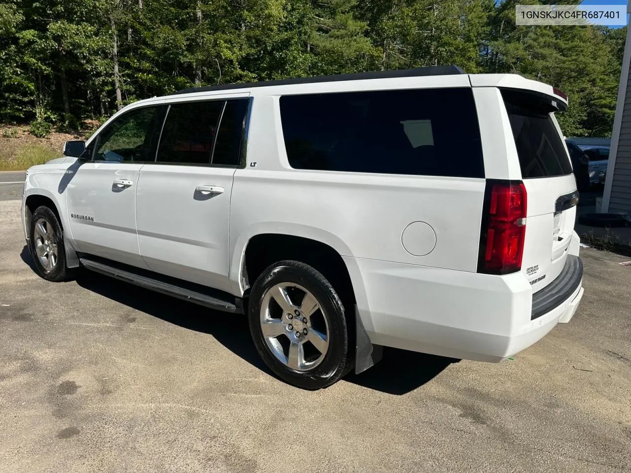 2015 Chevrolet Suburban K1500 Lt VIN: 1GNSKJKC4FR687401 Lot: 71427054