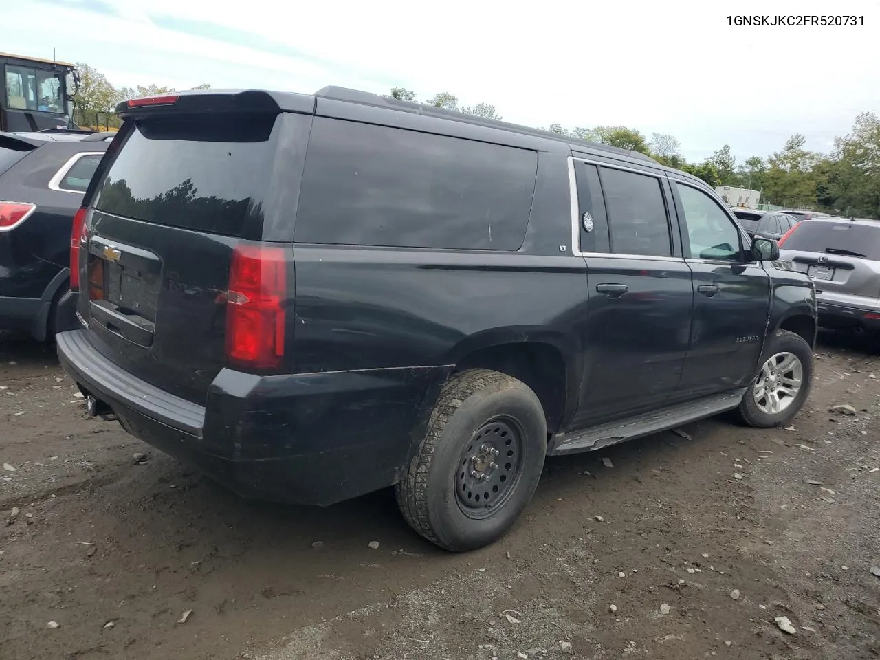 2015 Chevrolet Suburban K1500 Lt VIN: 1GNSKJKC2FR520731 Lot: 73409454