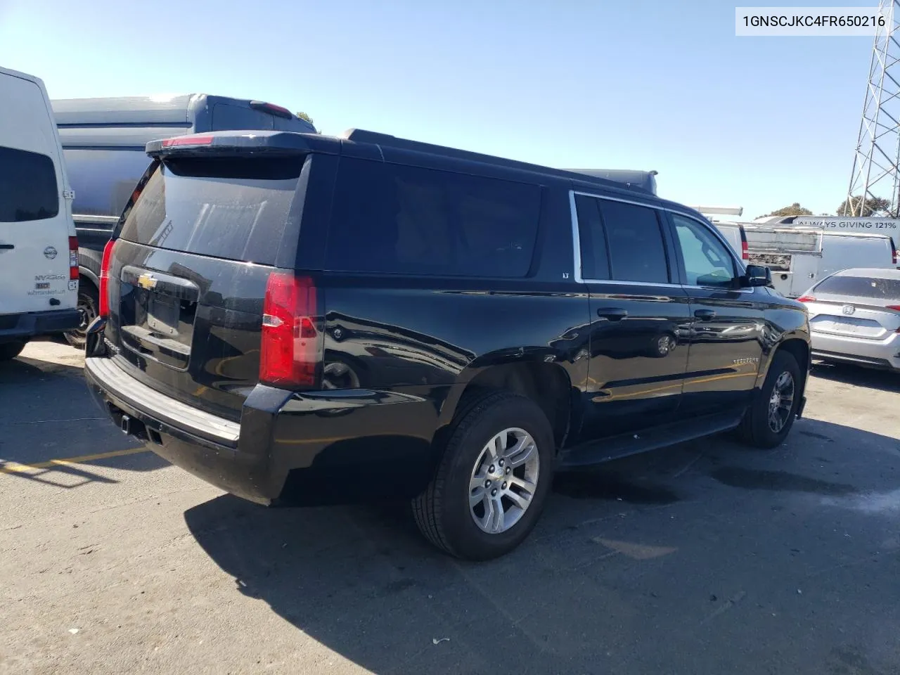 2015 Chevrolet Suburban C1500 Lt VIN: 1GNSCJKC4FR650216 Lot: 73600404