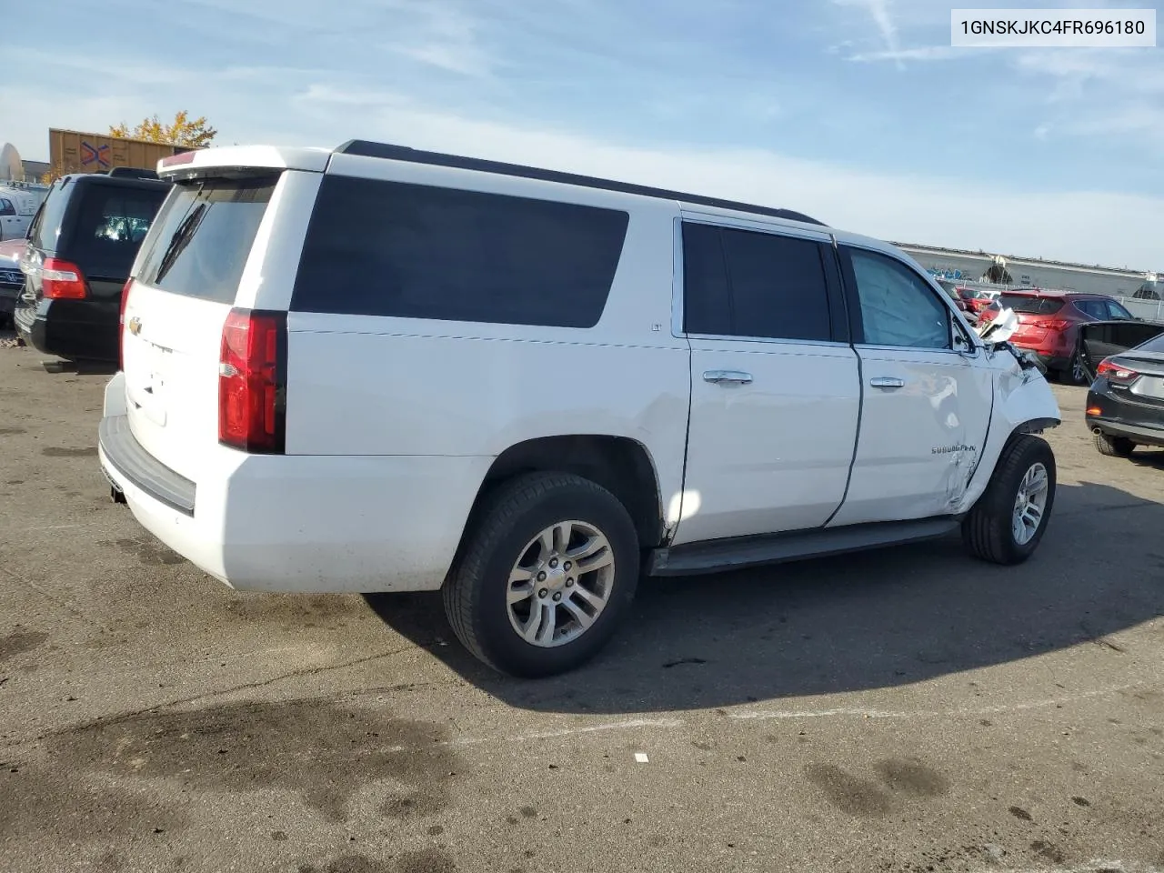 2015 Chevrolet Suburban K1500 Lt VIN: 1GNSKJKC4FR696180 Lot: 76682774