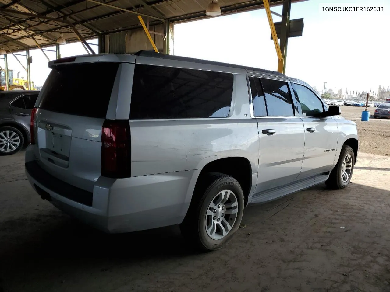 2015 Chevrolet Suburban C1500 Lt VIN: 1GNSCJKC1FR162633 Lot: 77006654