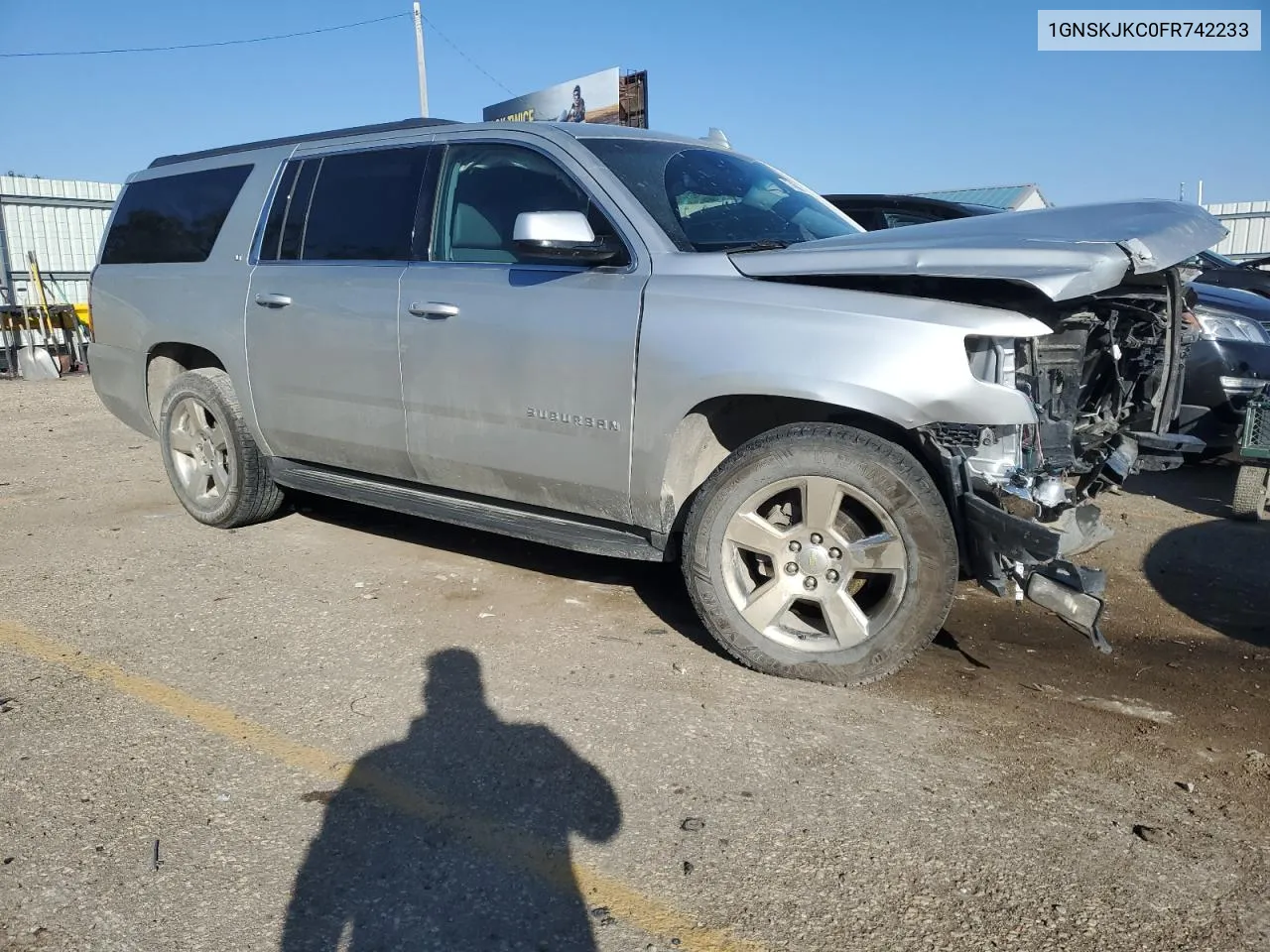 2015 Chevrolet Suburban K1500 Lt VIN: 1GNSKJKC0FR742233 Lot: 77456064