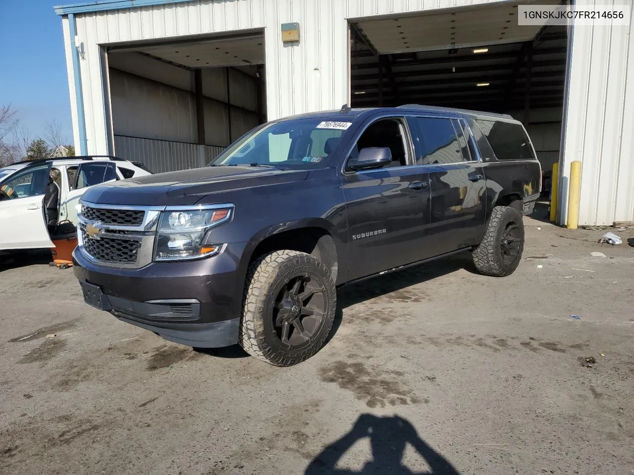 2015 Chevrolet Suburban K1500 Lt VIN: 1GNSKJKC7FR214656 Lot: 79676944