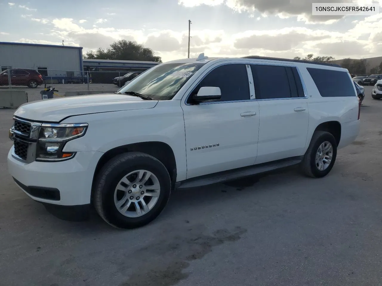 2015 Chevrolet Suburban C1500 Lt VIN: 1GNSCJKC5FR542641 Lot: 80729894