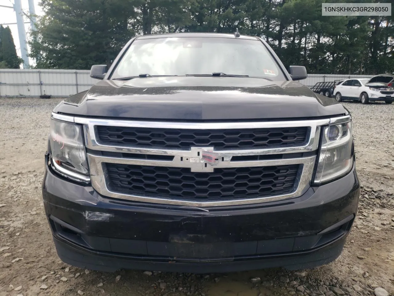 1GNSKHKC3GR298050 2016 Chevrolet Suburban K1500 Lt