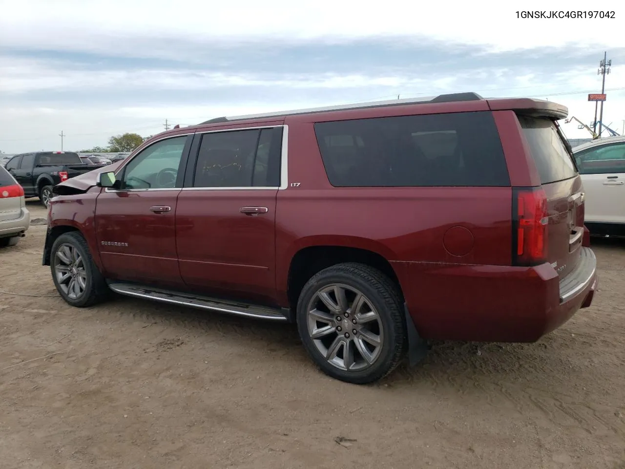 2016 Chevrolet Suburban K1500 Ltz VIN: 1GNSKJKC4GR197042 Lot: 71436524