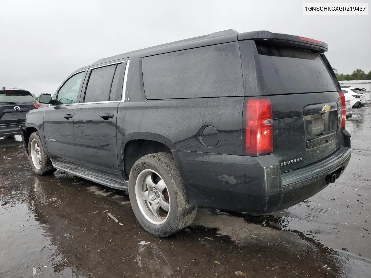 2016 Chevrolet Suburban C1500 Lt VIN: 1GNSCHKCXGR219437 Lot: 72822734