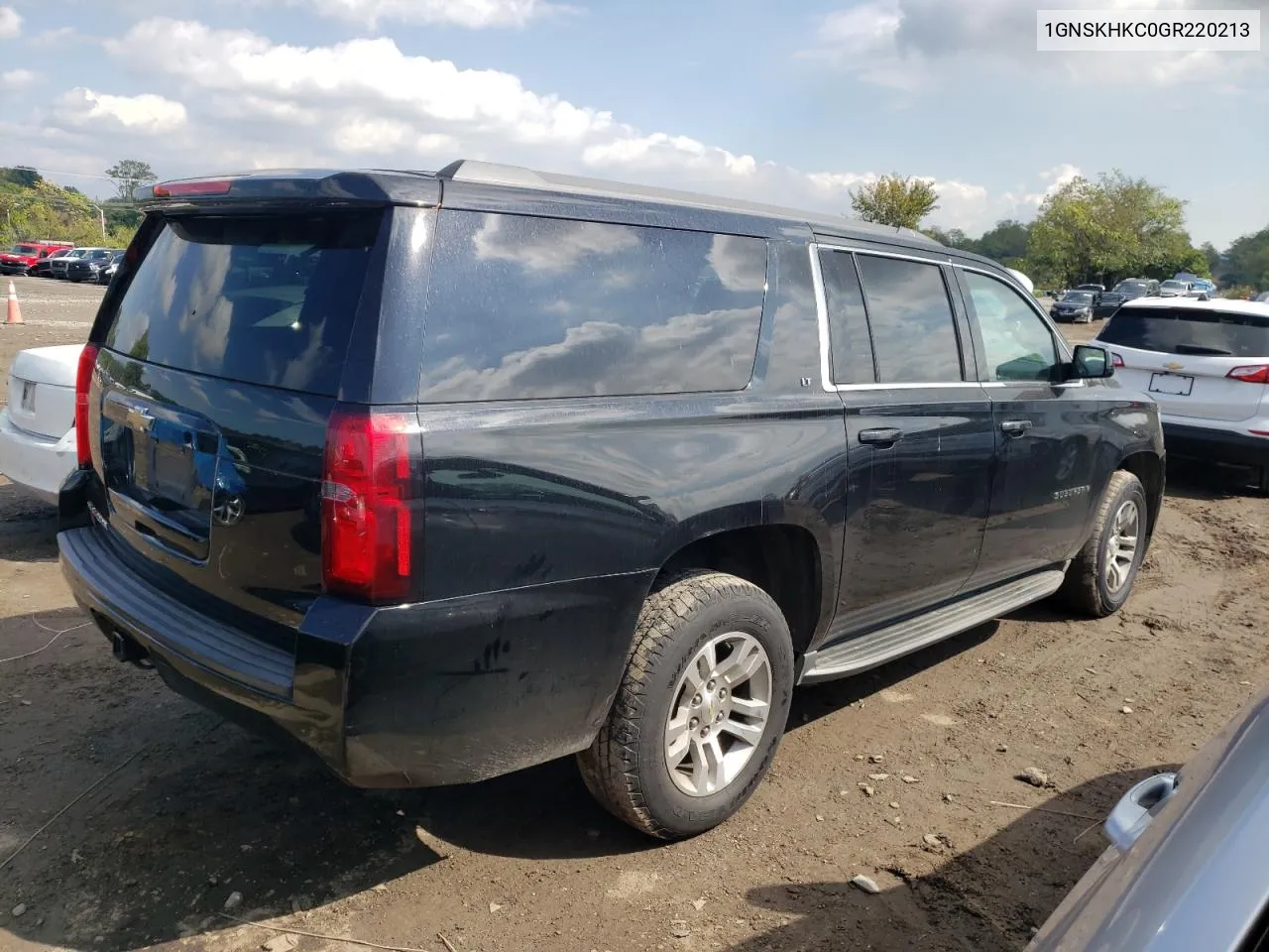 2016 Chevrolet Suburban K1500 Lt VIN: 1GNSKHKC0GR220213 Lot: 74066034