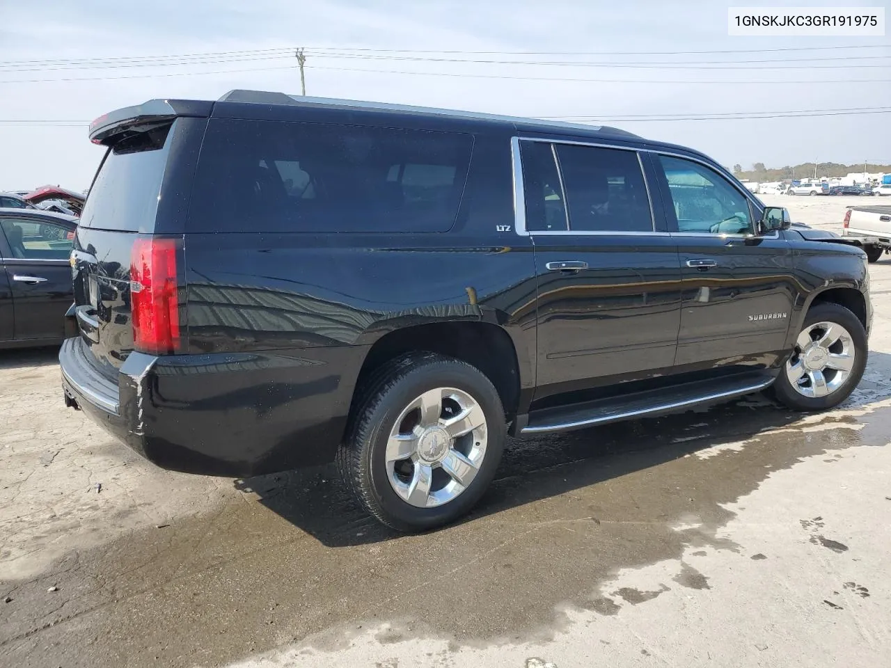 2016 Chevrolet Suburban K1500 Ltz VIN: 1GNSKJKC3GR191975 Lot: 77949944