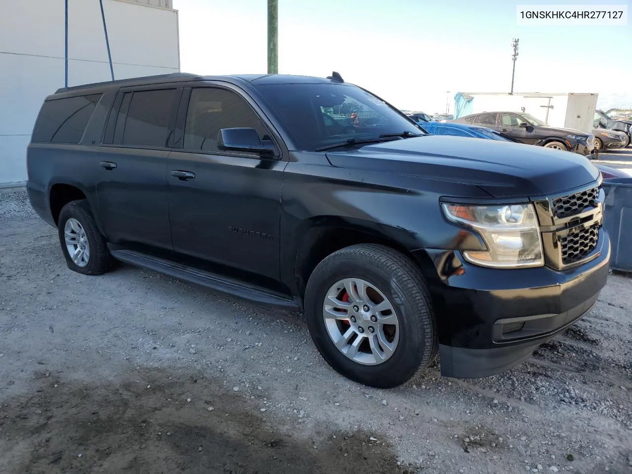 1GNSKHKC4HR277127 2017 Chevrolet Suburban K1500 Lt