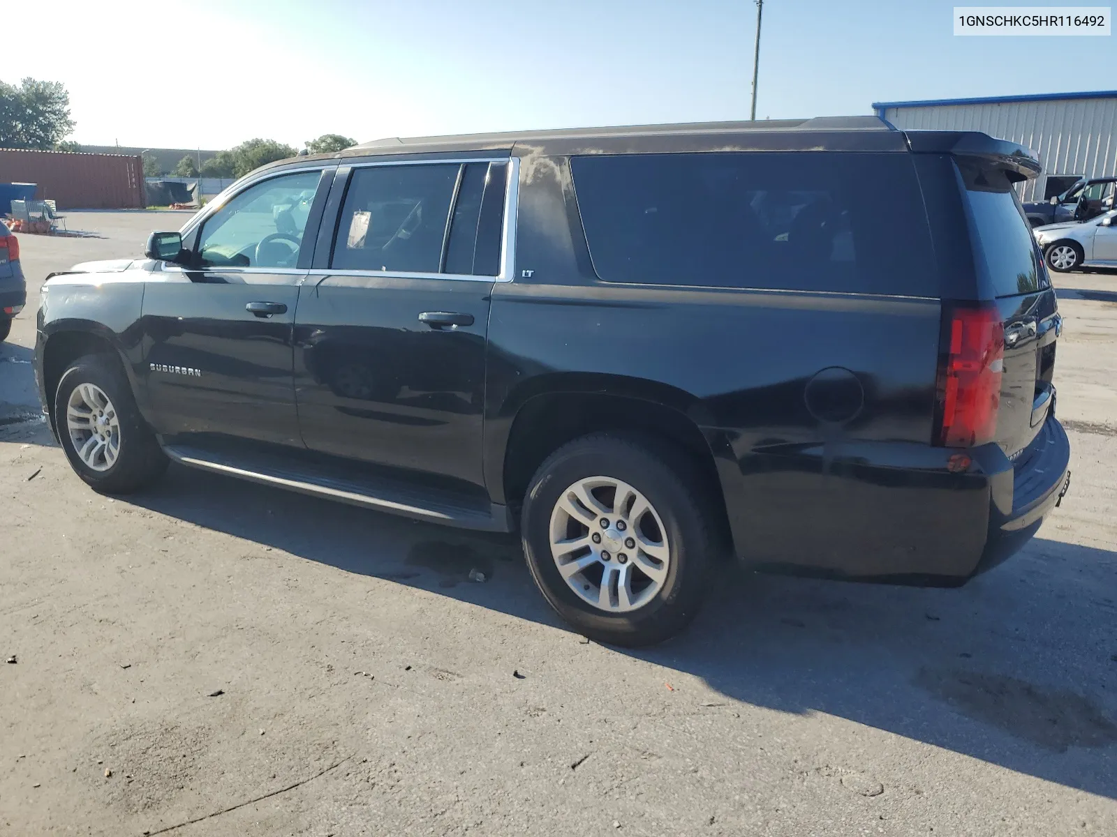 2017 Chevrolet Suburban C1500 Lt VIN: 1GNSCHKC5HR116492 Lot: 67053414