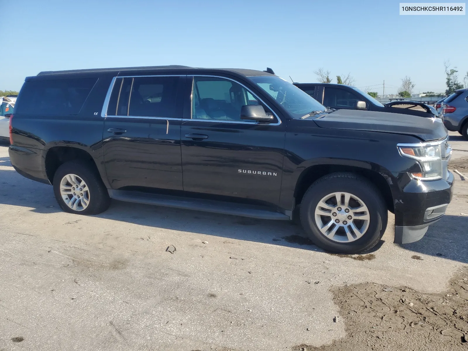 1GNSCHKC5HR116492 2017 Chevrolet Suburban C1500 Lt