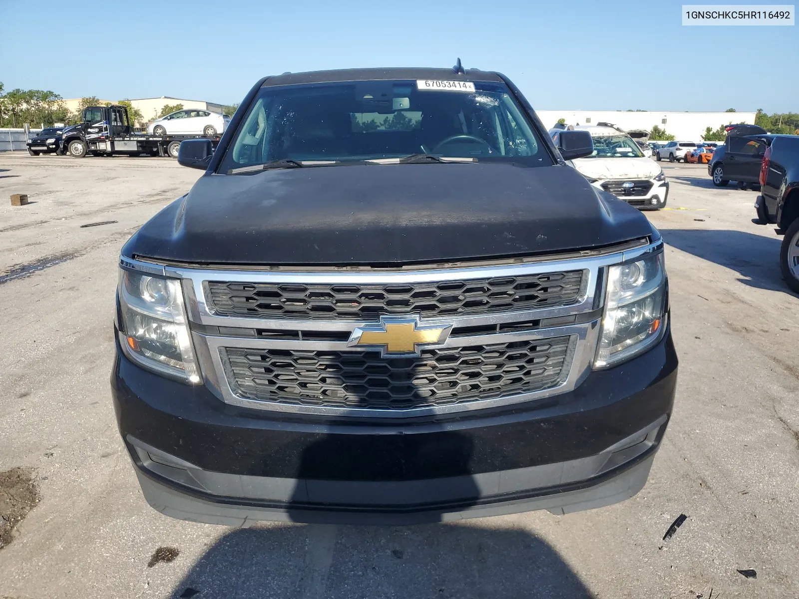 2017 Chevrolet Suburban C1500 Lt VIN: 1GNSCHKC5HR116492 Lot: 67053414