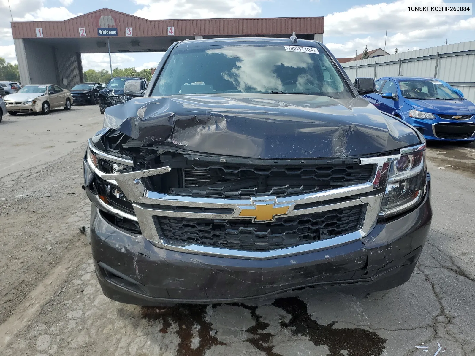 2017 Chevrolet Suburban K1500 Lt VIN: 1GNSKHKC3HR260884 Lot: 68087104