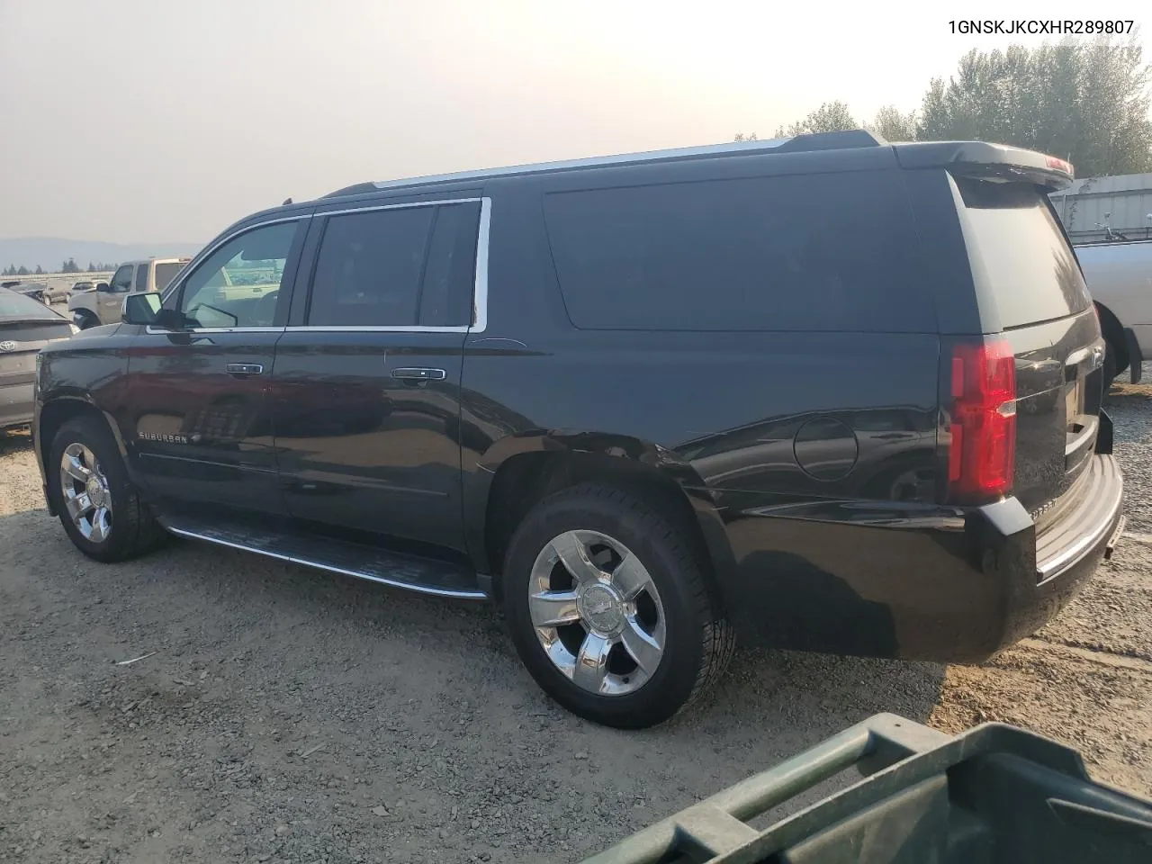 1GNSKJKCXHR289807 2017 Chevrolet Suburban K1500 Premier