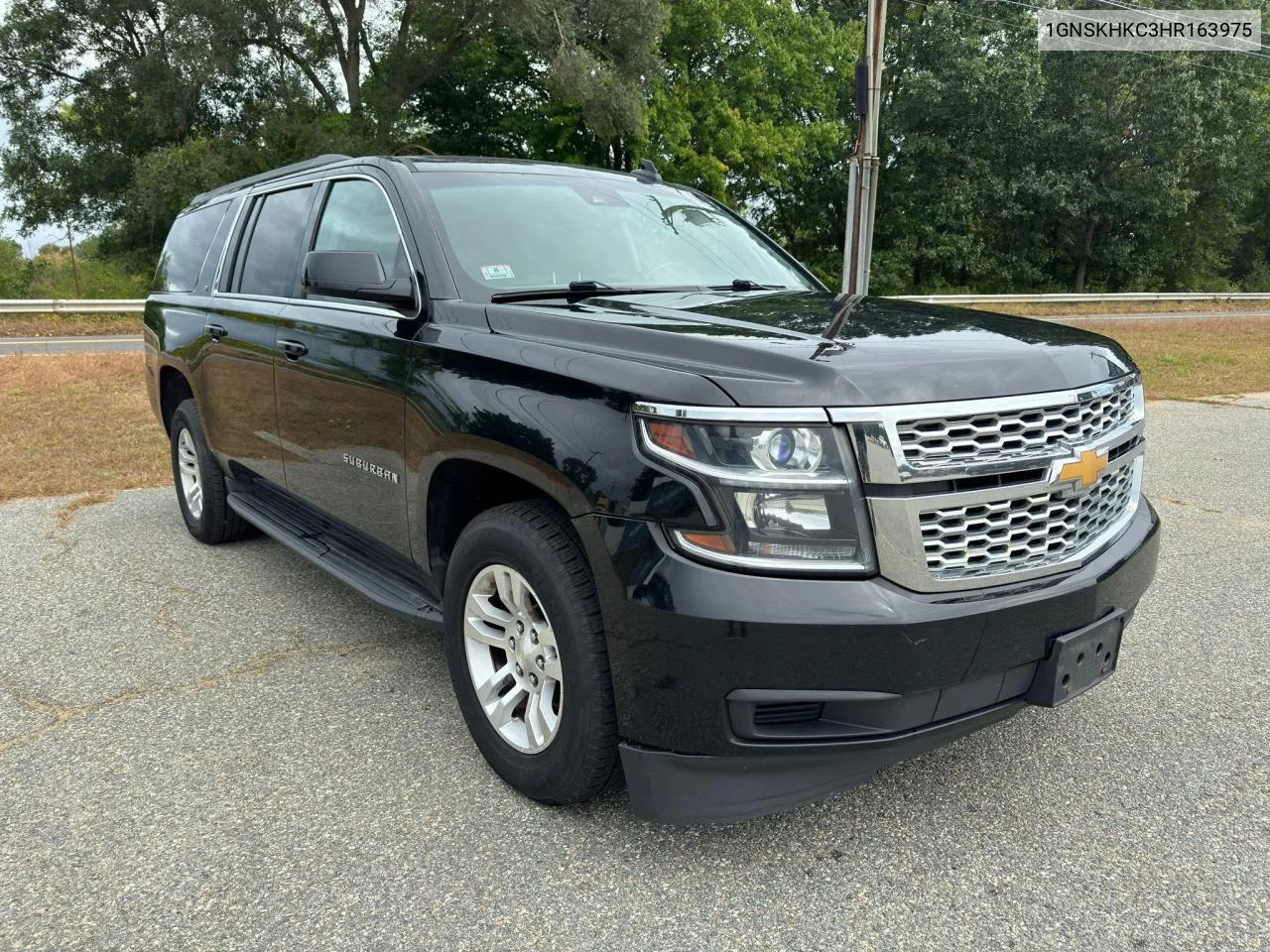 2017 Chevrolet Suburban K1500 Lt VIN: 1GNSKHKC3HR163975 Lot: 73404204