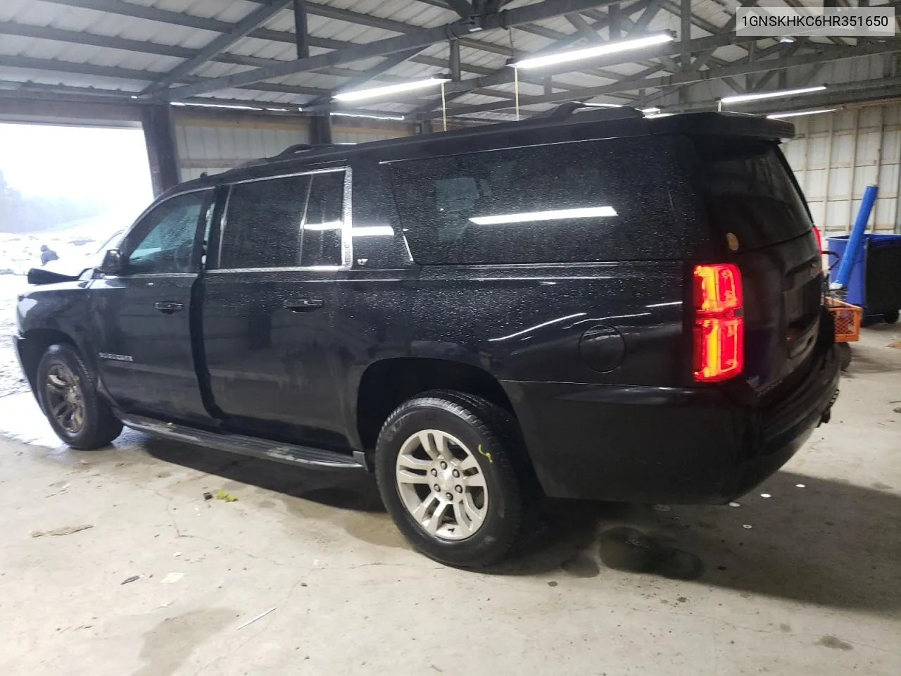 2017 Chevrolet Suburban K1500 Lt VIN: 1GNSKHKC6HR351650 Lot: 73527834