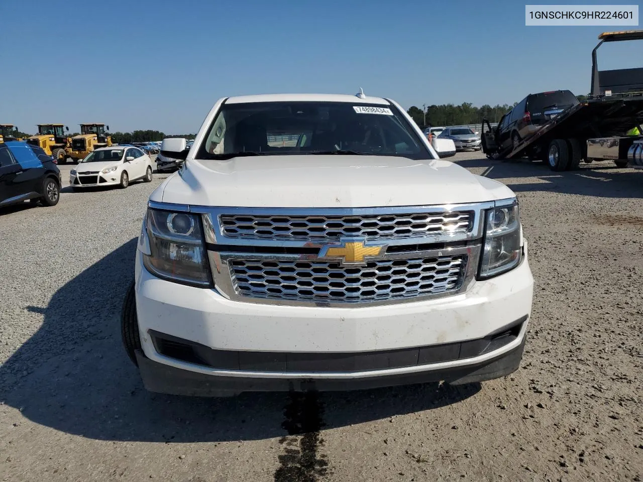 2017 Chevrolet Suburban C1500 Lt VIN: 1GNSCHKC9HR224601 Lot: 74898434