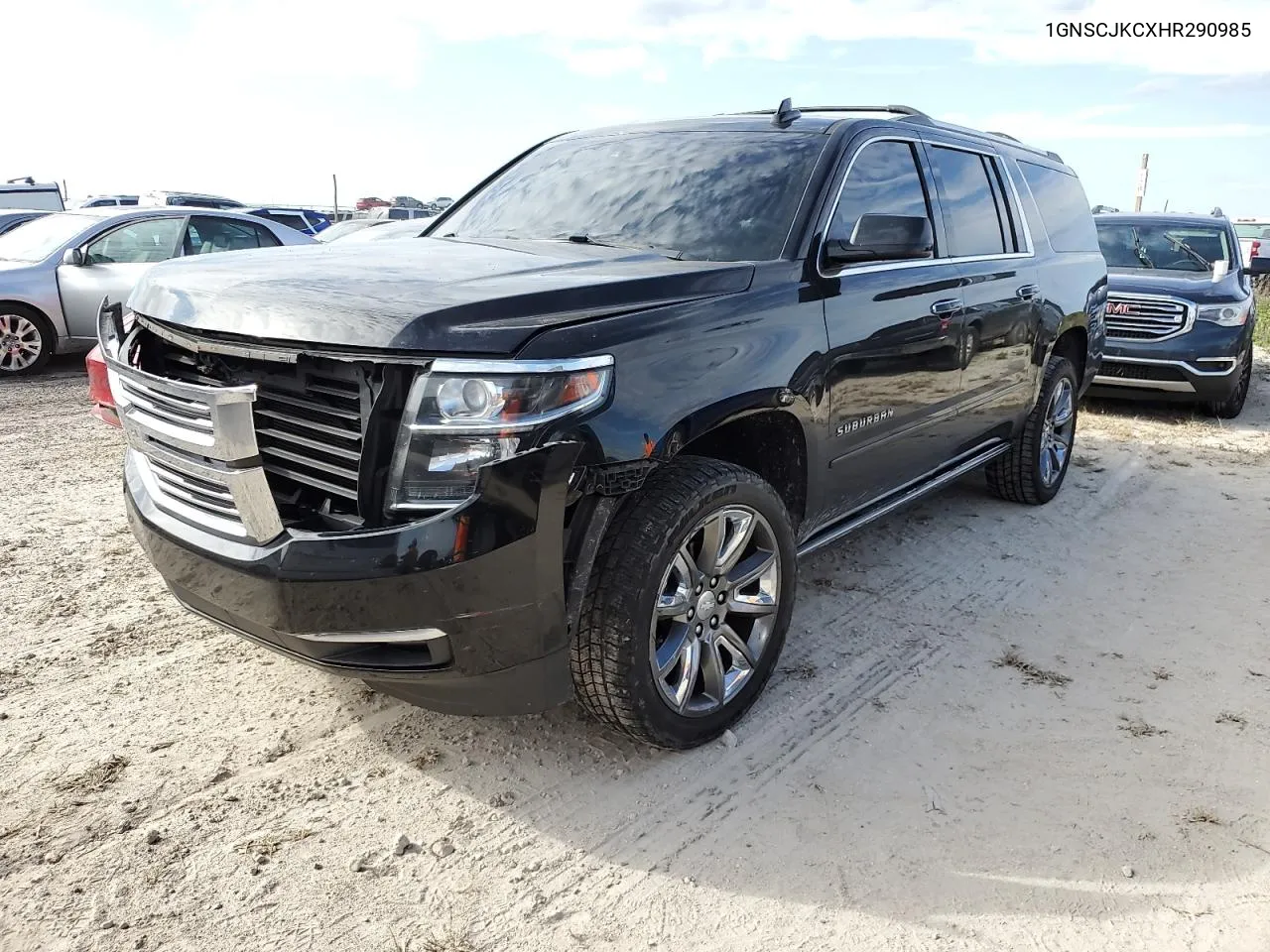 2017 Chevrolet Suburban C1500 Premier VIN: 1GNSCJKCXHR290985 Lot: 76667274