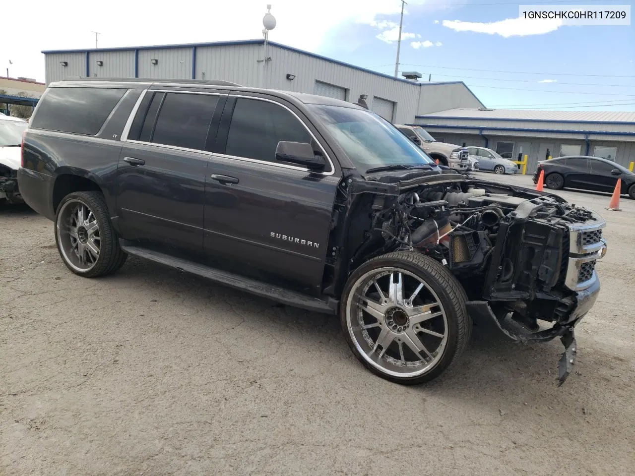 2017 Chevrolet Suburban C1500 Lt VIN: 1GNSCHKC0HR117209 Lot: 77014054