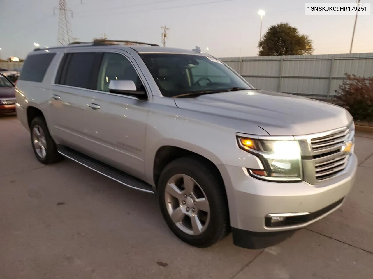 2017 Chevrolet Suburban K1500 Premier VIN: 1GNSKJKC9HR179251 Lot: 80099644