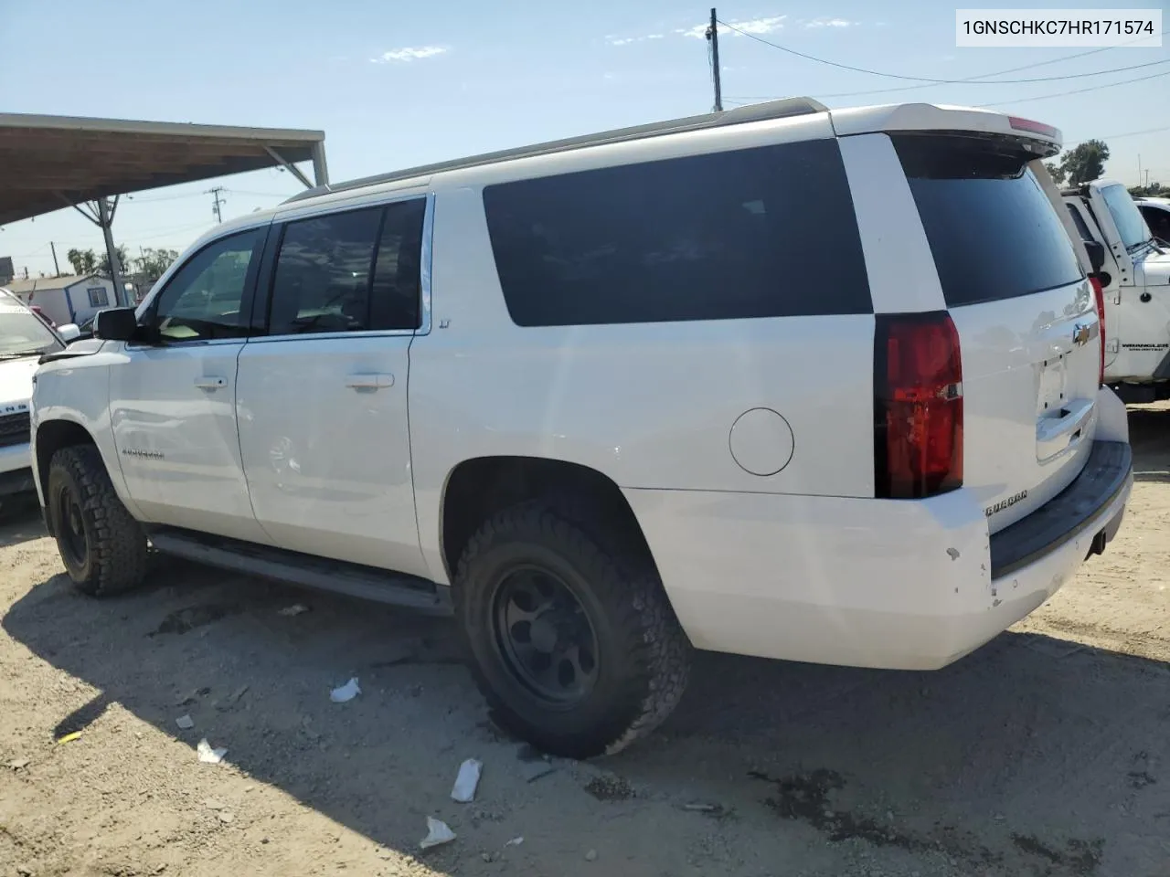 2017 Chevrolet Suburban C1500 Lt VIN: 1GNSCHKC7HR171574 Lot: 81100554