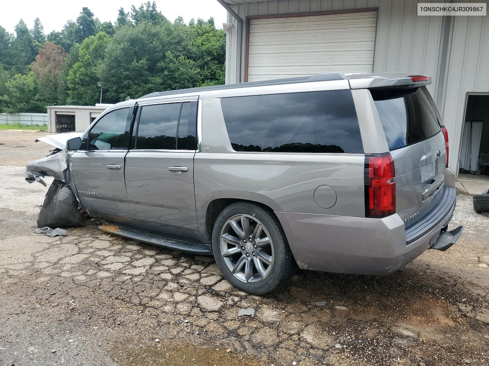 2018 Chevrolet Suburban C1500 Lt VIN: 1GNSCHKC4JR309867 Lot: 62957414