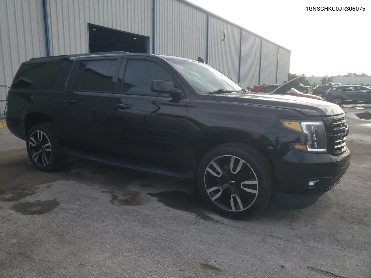 1GNSCHKC0JR306075 2018 Chevrolet Suburban C1500 Lt