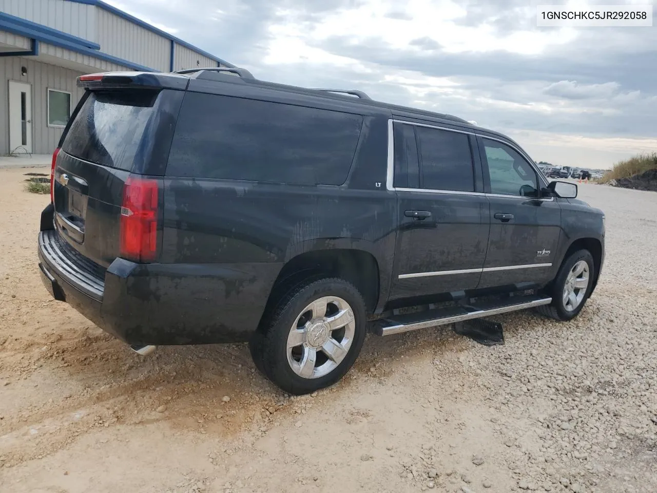 2018 Chevrolet Suburban C1500 Lt VIN: 1GNSCHKC5JR292058 Lot: 72232534