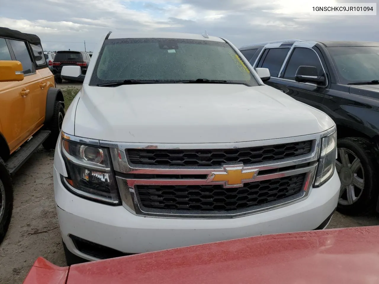 2018 Chevrolet Suburban C1500 Lt VIN: 1GNSCHKC9JR101094 Lot: 75164944