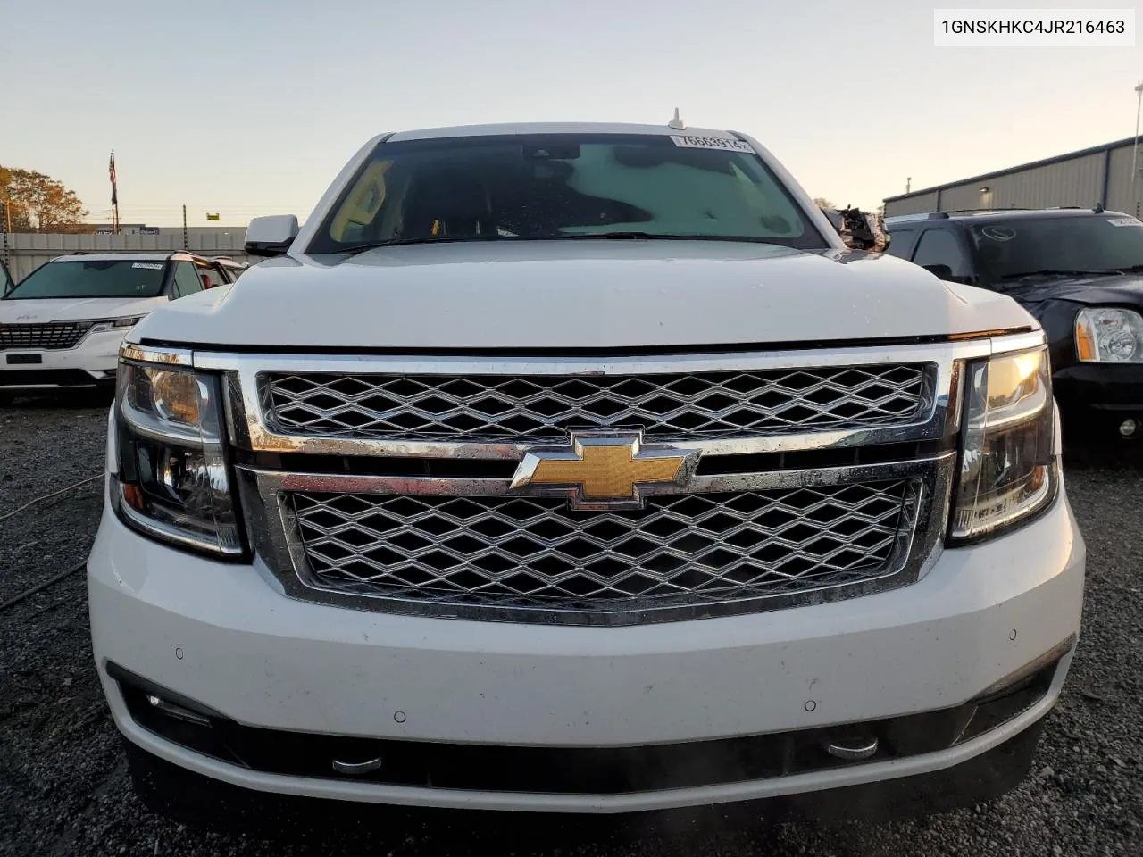 1GNSKHKC4JR216463 2018 Chevrolet Suburban K1500 Lt