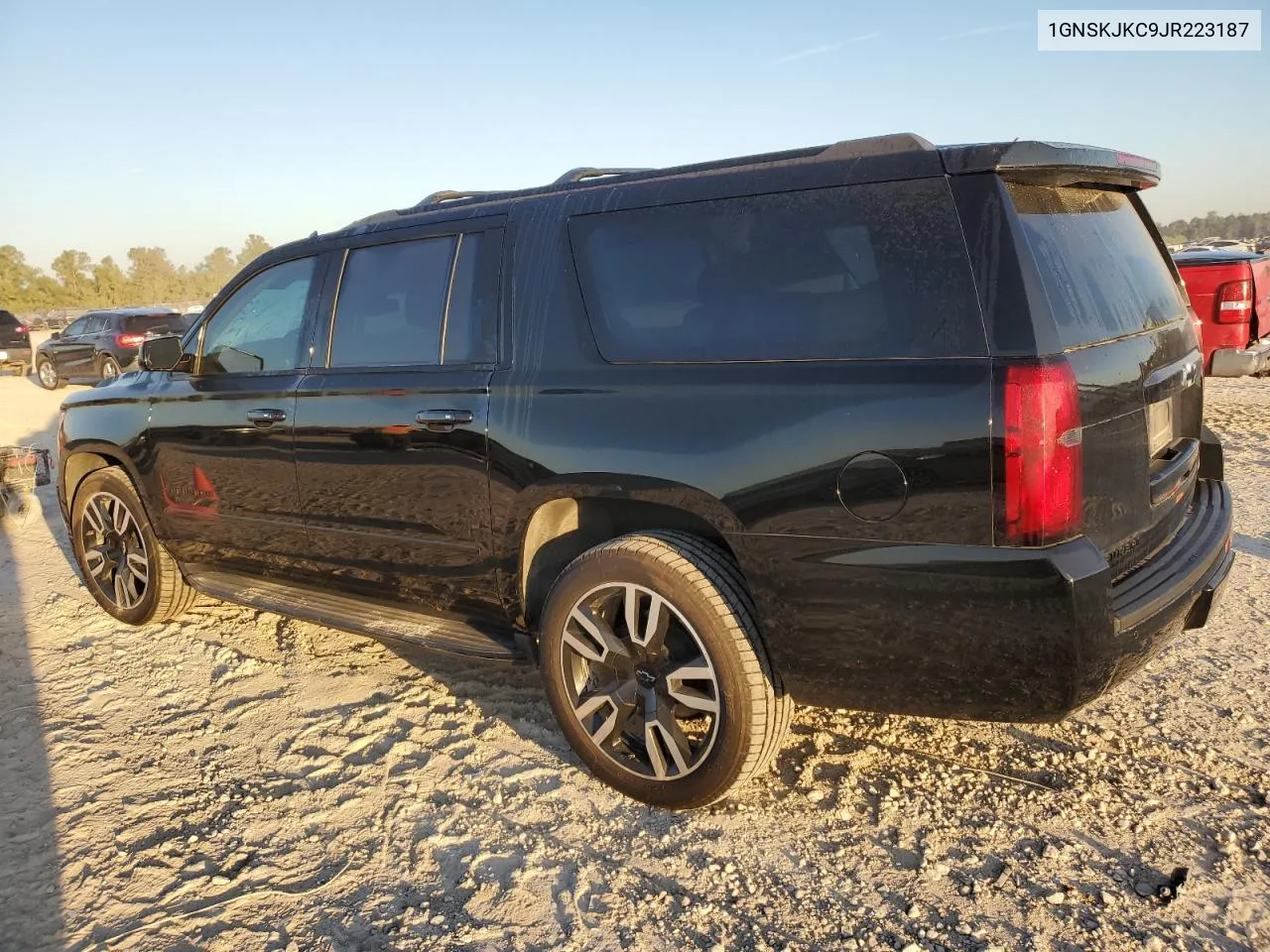 2018 Chevrolet Suburban K1500 Premier VIN: 1GNSKJKC9JR223187 Lot: 77083604