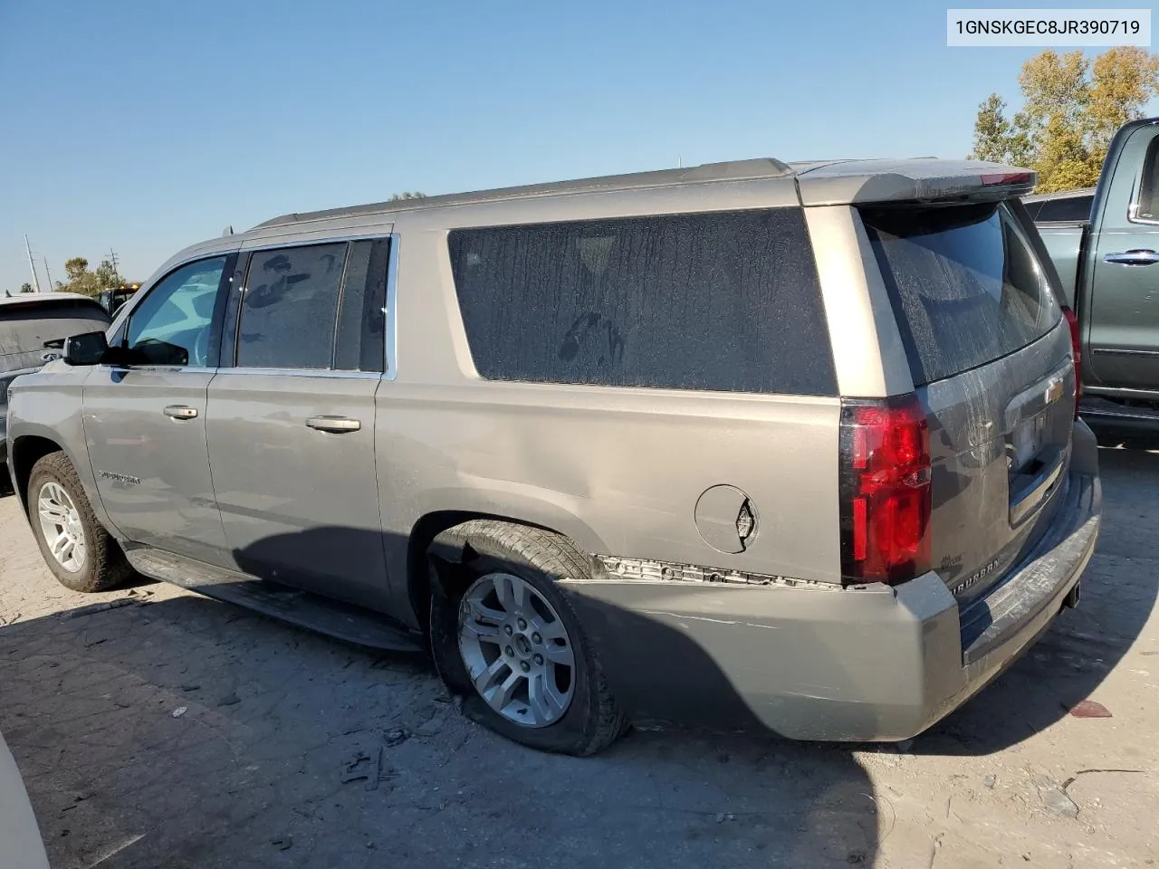 2018 Chevrolet Suburban K1500 Ls VIN: 1GNSKGEC8JR390719 Lot: 77217534