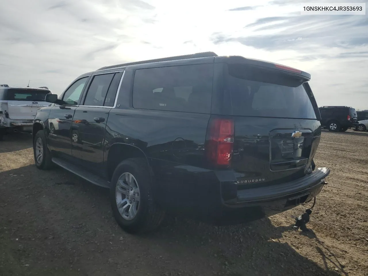 2018 Chevrolet Suburban K1500 Lt VIN: 1GNSKHKC4JR353693 Lot: 77814354