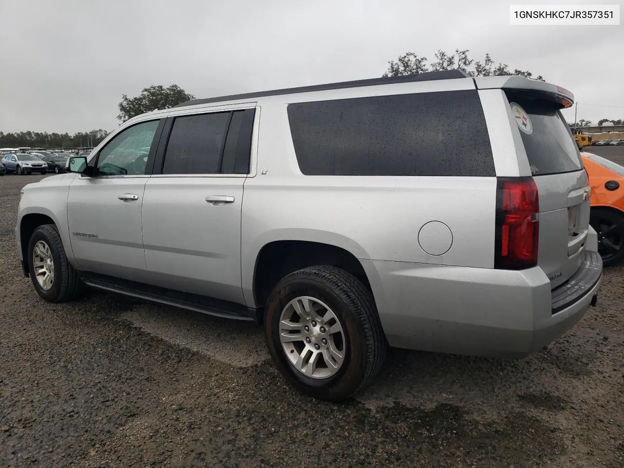 2018 Chevrolet Suburban K1500 Lt VIN: 1GNSKHKC7JR357351 Lot: 79824334