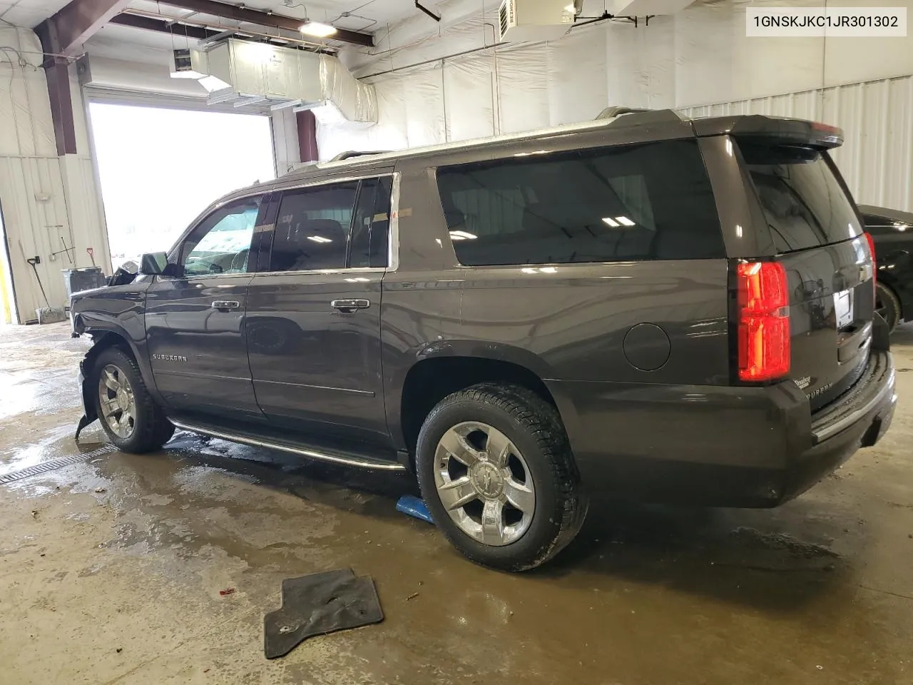 1GNSKJKC1JR301302 2018 Chevrolet Suburban K1500 Premier