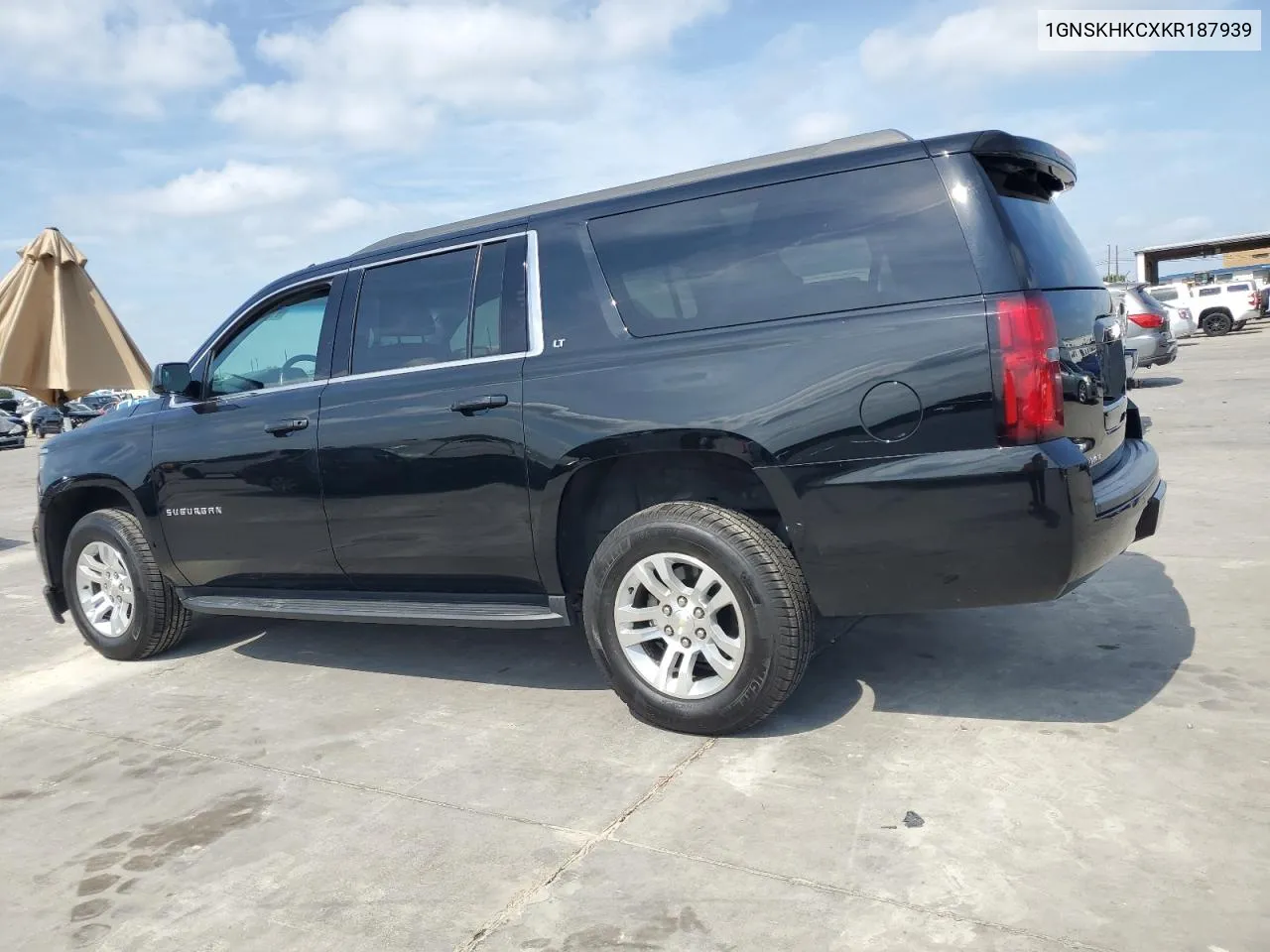 2019 Chevrolet Suburban K1500 Lt VIN: 1GNSKHKCXKR187939 Lot: 61219604