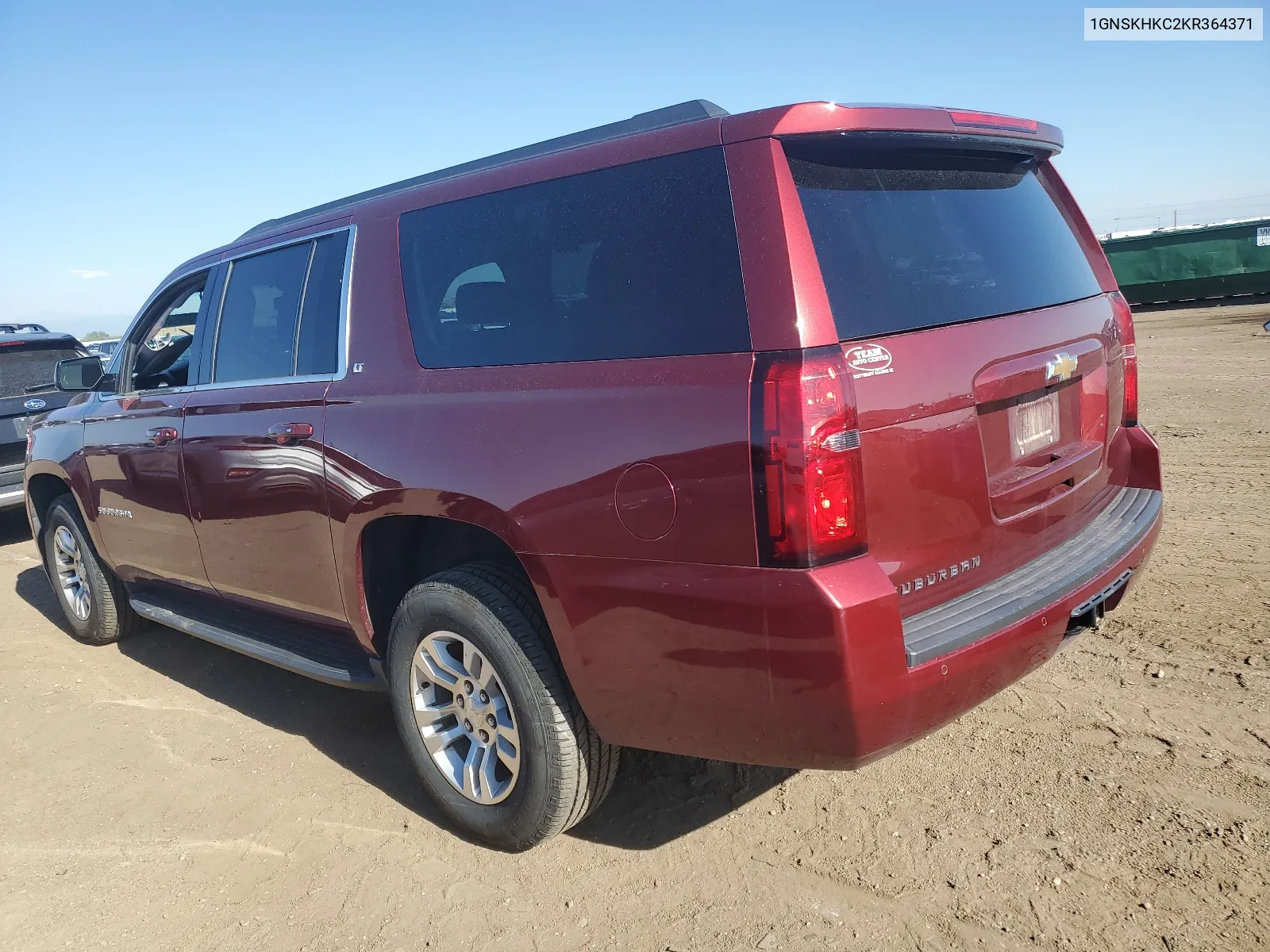 2019 Chevrolet Suburban K1500 Lt VIN: 1GNSKHKC2KR364371 Lot: 67169004