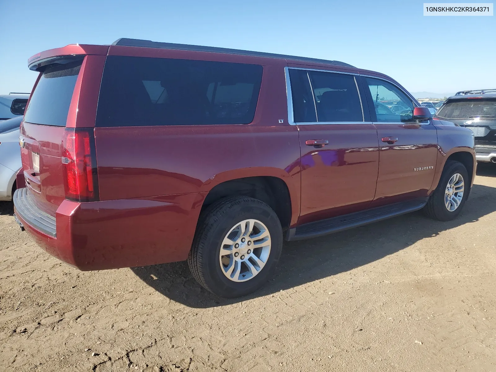 2019 Chevrolet Suburban K1500 Lt VIN: 1GNSKHKC2KR364371 Lot: 67169004