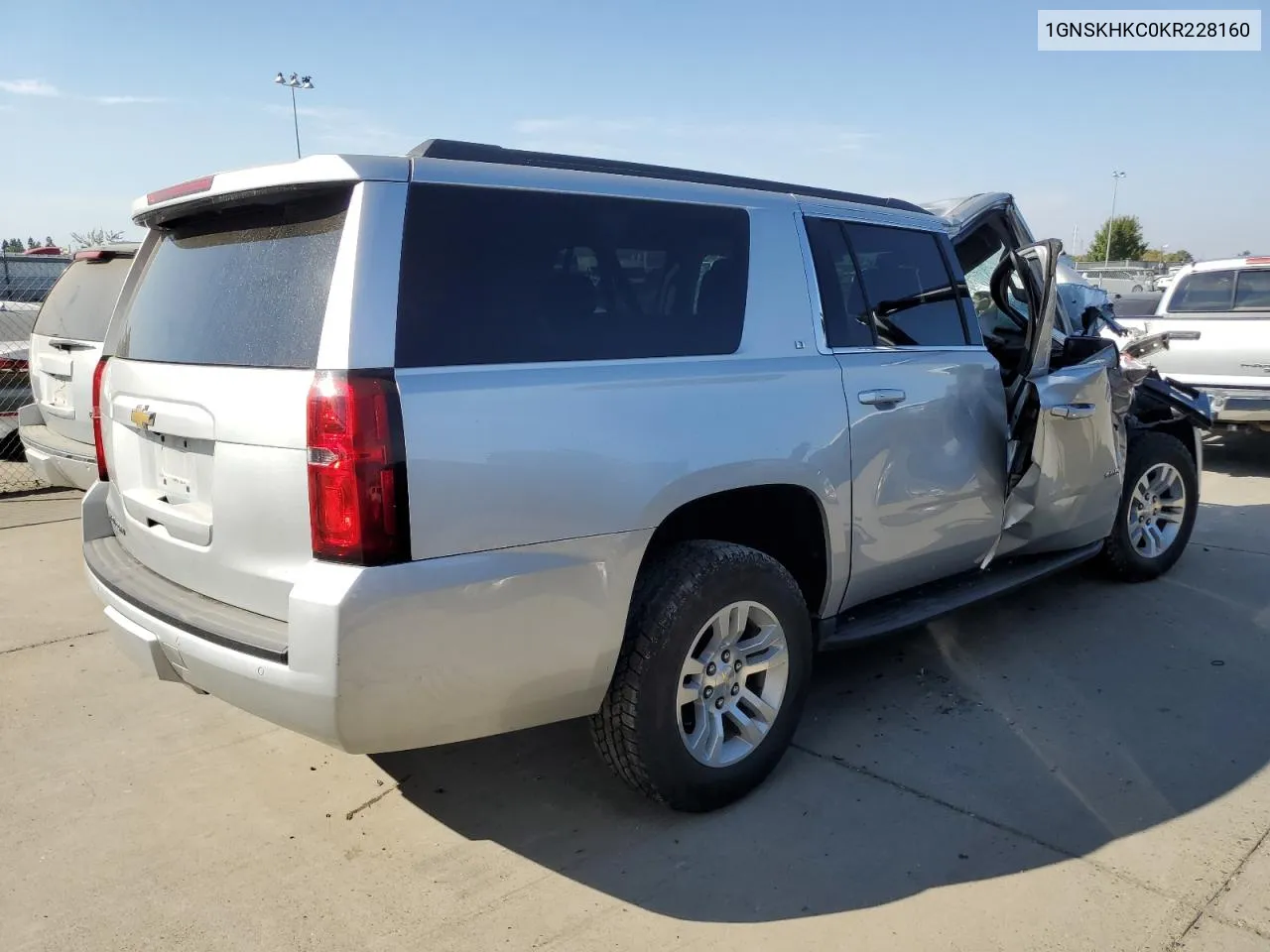 2019 Chevrolet Suburban K1500 Lt VIN: 1GNSKHKC0KR228160 Lot: 73156903