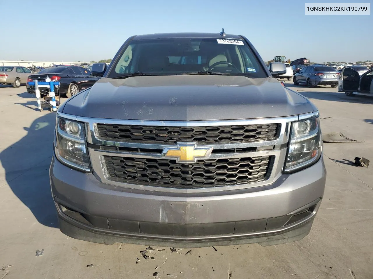 2019 Chevrolet Suburban K1500 Lt VIN: 1GNSKHKC2KR190799 Lot: 73763254