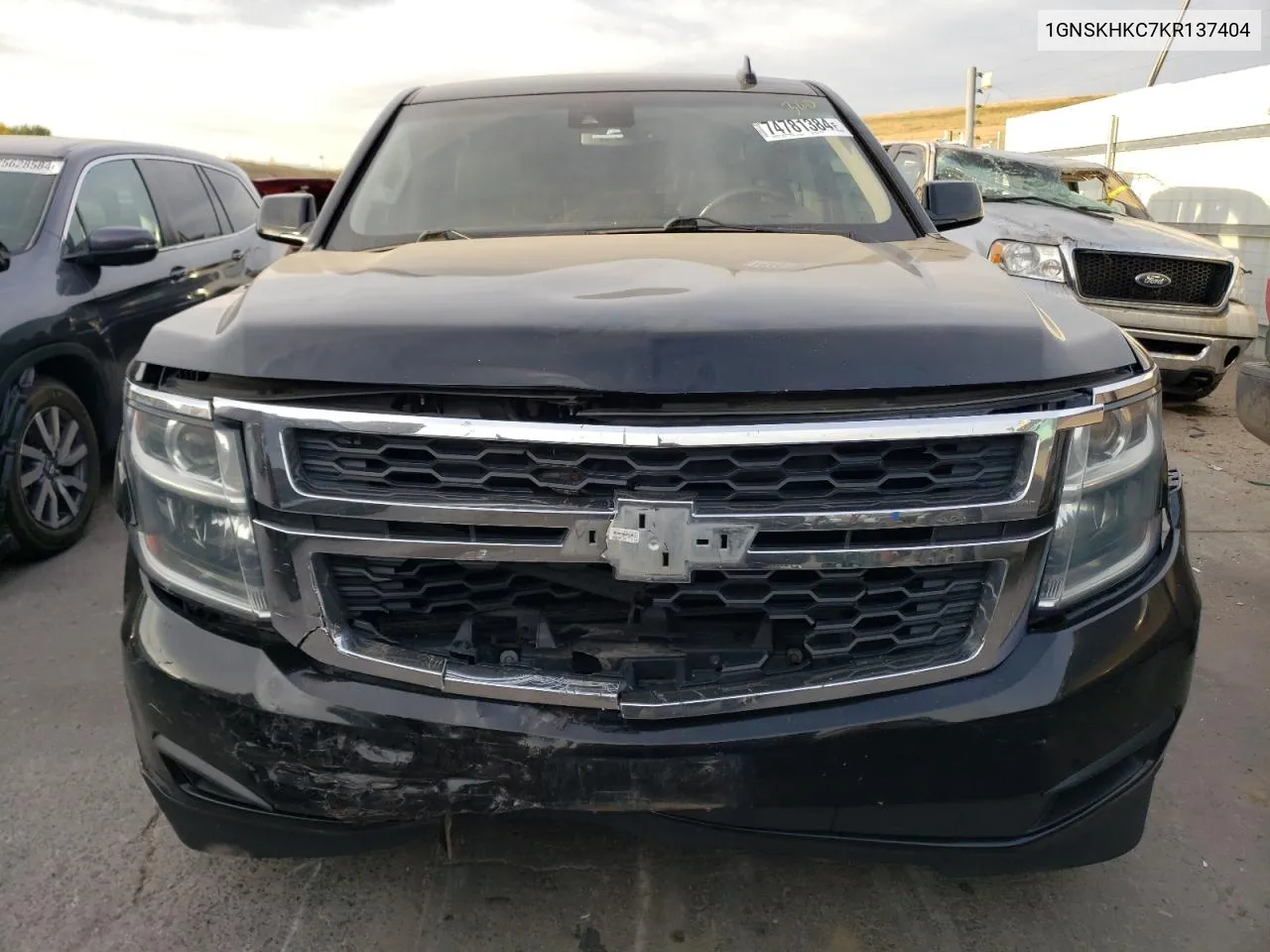 2019 Chevrolet Suburban K1500 Lt VIN: 1GNSKHKC7KR137404 Lot: 74781384