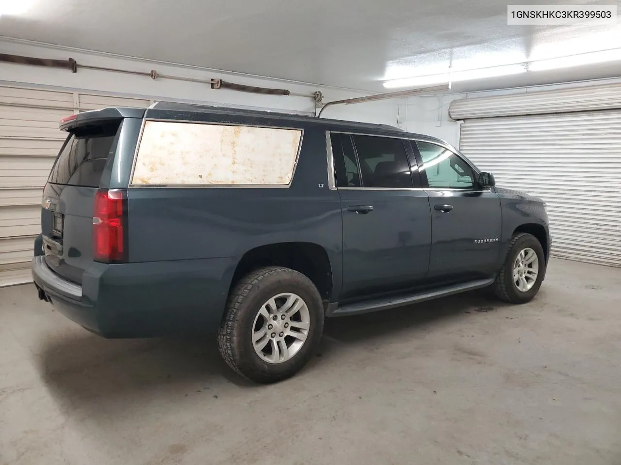 2019 Chevrolet Suburban K1500 Lt VIN: 1GNSKHKC3KR399503 Lot: 74956914