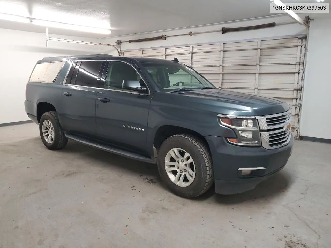 2019 Chevrolet Suburban K1500 Lt VIN: 1GNSKHKC3KR399503 Lot: 74956914